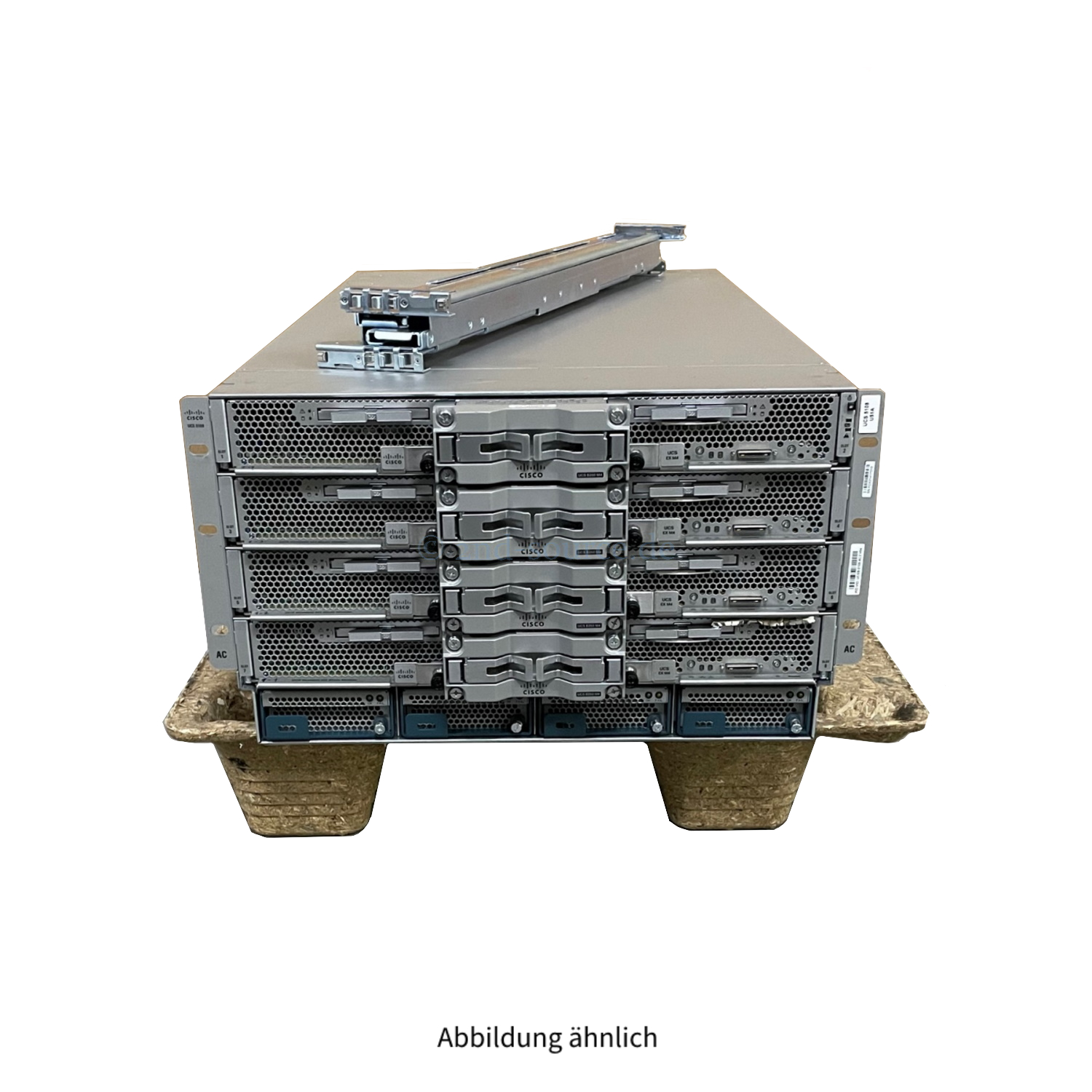 Cisco UCS 5108 BladeCenter 4x B260 M4 2P E7-8867v4 3.30GHz 18C 0GB 2x UCS-2204XP